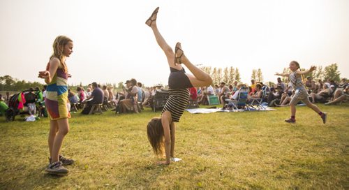 Kids play at the Winnipeg Folk Festival in Birds Hill Park on Friday, July 10, 2015.   Mikaela MacKenzie / Winnipeg Free Press
