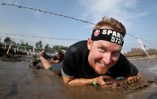 Competitors at the Spartan Race, a 5km obstacle course in Grunthal, Saturday, July 11, 2015. (TREVOR HAGAN/WINNIPEG FREE PRESS)