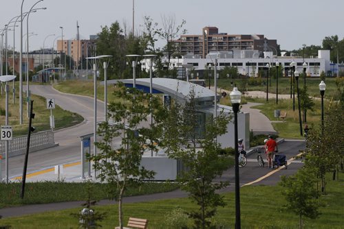 July 13, 2015 - 150713  -  Rapid transit way Monday, July 13, 2015. John Woods / Winnipeg Free Press