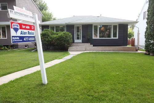 Homes;   Resale home at 504 Lanark, Alan Reiss, Remax.  July 14,, 2015 Ruth Bonneville / Winnipeg Free Press