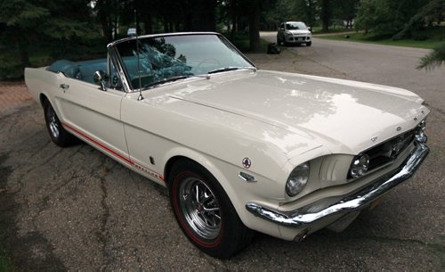 Terry Shwaykosky's 1966 Mustang GT Convertable. See story. July 14, 2015 - (Phil Hossack / Winnipeg Free Press)