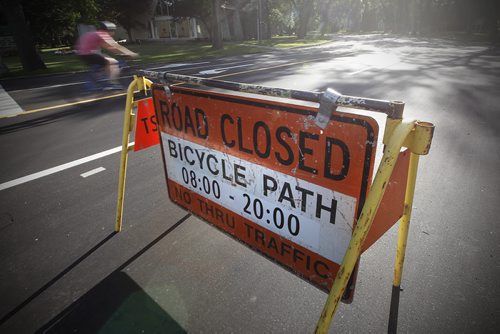 July 19, 2015 - 150719  -  Barriers have been placed on Wellington Crecent Sunday July 19, 2015.  John Woods / Winnipeg Free Press