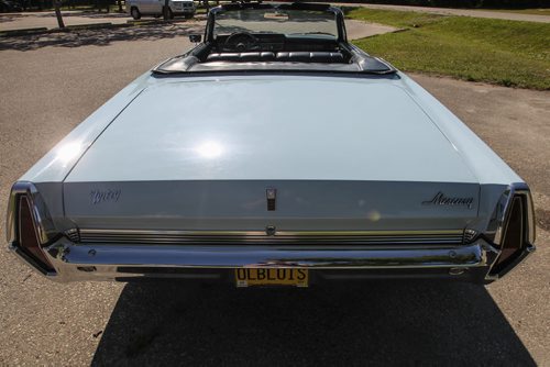 Bruce Anderson owns a 1967 Mercury Park Lane convertible. 150721 - Tuesday, July 21, 2015 -  MIKE DEAL / WINNIPEG FREE PRESS