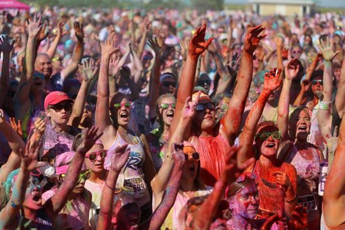 Colour Me Rad 5km run at the Red River Ex grounds, Saturday, July 25, 2015. (TREVOR HAGAN/WINNIPEG FREE PRESS)