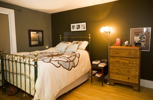 This Riverview home has a cozy master bedroom in Winnipeg on Tuesday, July 28, 2015.  Mikaela MacKenzie / Winnipeg Free Press