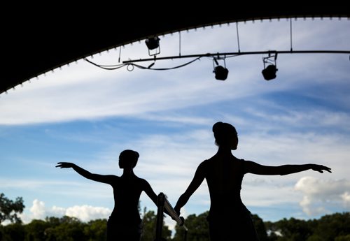 Ballerinas warm up on stage at Ballet In The Park at Assiniboine Park in Winnipeg on Wednesday, July 29, 2015.  Mikaela MacKenzie / Winnipeg Free Press