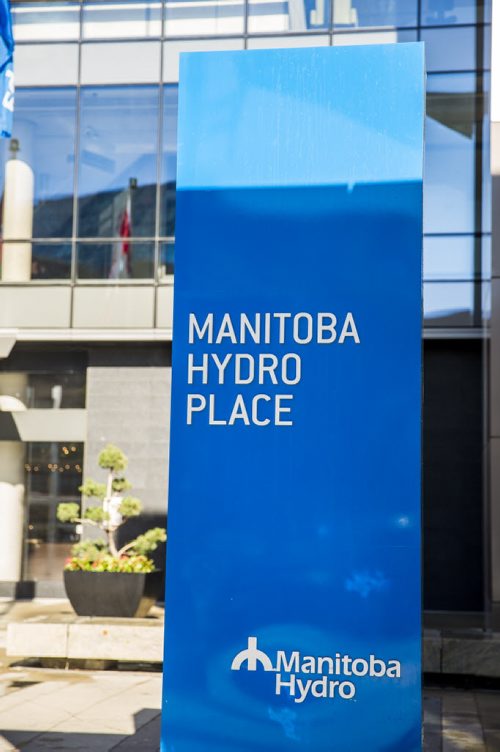The Manitoba Hydro building on Portage avenue in Winnipeg on Thursday, July 30, 2015.  Mikaela MacKenzie / Winnipeg Free Press