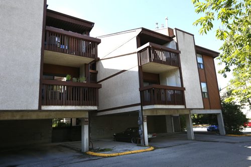 Homes. The condo at 153 - 144 Portsmouth Boulevard in the Terraces of Tuxedo. The realtor is Andrew Single.  The unit is on the top floor at left. Todd Lewys story Wayne Glowacki / Winnipeg Free Press July 31 2015