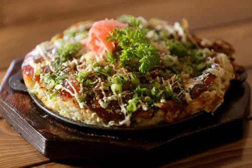 Okonomiyaki. Restaurant Review. Dwarf No Cachette on Provencher. Sunday, August 2, 2015. (TREVOR HAGAN/WINNIPEG FREE PRESS)