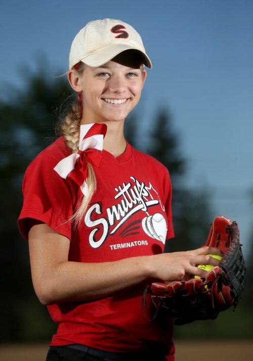 Kiera Shwaluk, 15. Team Manitoba. Team Toba. Fashion. Connie Tamoto story about bows, Saturday, August 1, 2015. (TREVOR HAGAN/WINNIPEG FREE PRESS)