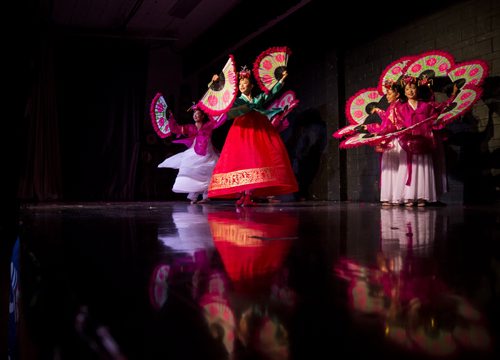 Dancers perform at the Korean pavilion of Folklorama in Winnipeg on Wednesday, Aug. 5, 2015.  Mikaela MacKenzie / Winnipeg Free Press