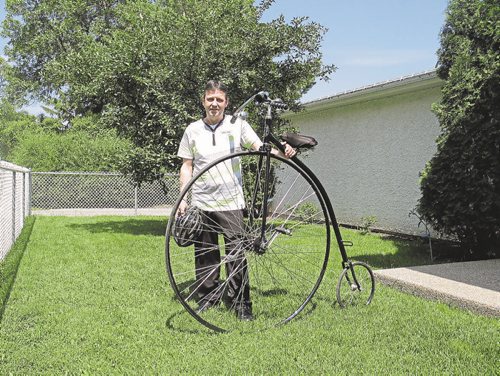 Canstar Community News Martin Barnes of North Kildonan plans to complete the Bike to the Viking this year on his 1878 custom replica Penny-farthing bicycle. (SHELDON BIRNIE/CANSTAR COMMUNITY NEWS/THE HERALD)