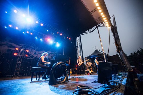 Sarah McLachlan sings at the Interstellar Rodeo at the Forks in Winnipeg on Friday, Aug. 14, 2015.   Mikaela MacKenzie / Winnipeg Free Press