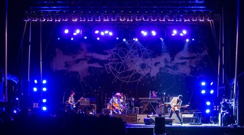 Dwight Yoakam plays at the Interstellar Rodeo in Winnipeg on Saturday, Aug. 15, 2015.   Mikaela MacKenzie / Winnipeg Free Press