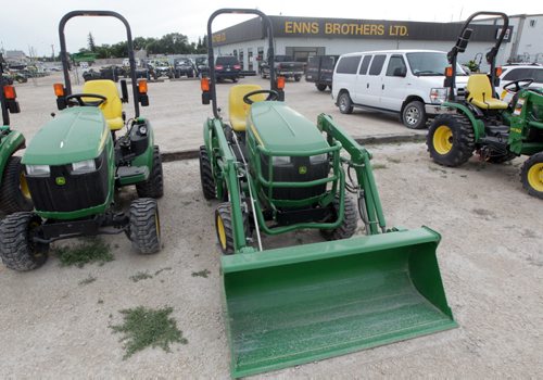 Enns Brothers John Deere dealership in Oak Bluff. The Farm Impliment dealer is buying another outlet in Melita. See Martin Cash story. August 18, 2015 - (Phil Hossack / Winnipeg Free Press)