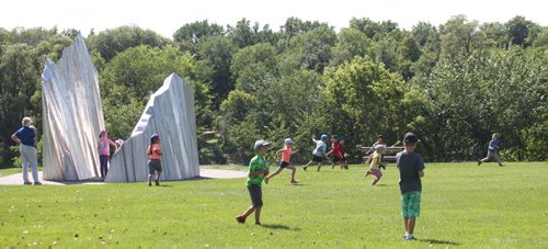 Summer scene in Assiniboine Park( To match Winter shot as a comparison)   See Bruce Owen story- Aug 19, 2015   (JOE BRYKSA / WINNIPEG FREE PRESS)