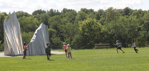 Summer scene in Assiniboine Park( To match Winter shot as a comparison)   See Bruce Owen story- Aug 19, 2015   (JOE BRYKSA / WINNIPEG FREE PRESS)