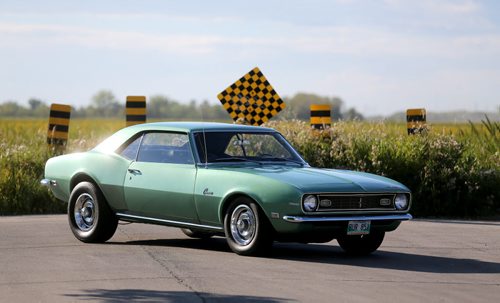 Ernie Tattrosson and his 1968 Chevrolet Camaro, Wednesday, August 19, 2015. (TREVOR HAGAN/WINNIPEG FREE PRESS) for larry d'argis