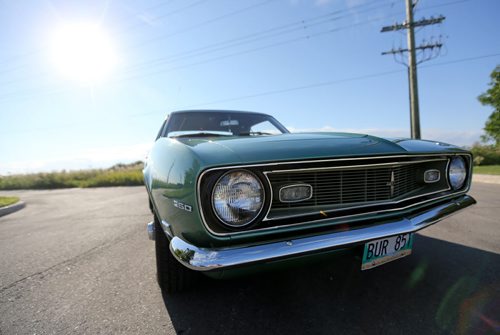 Ernie Tattrosson and his 1968 Chevrolet Camaro, Wednesday, August 19, 2015. (TREVOR HAGAN/WINNIPEG FREE PRESS) for larry d'argis