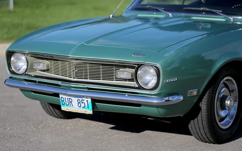 Ernie Tattrosson and his 1968 Chevrolet Camaro, Wednesday, August 19, 2015. (TREVOR HAGAN/WINNIPEG FREE PRESS) for larry d'argis