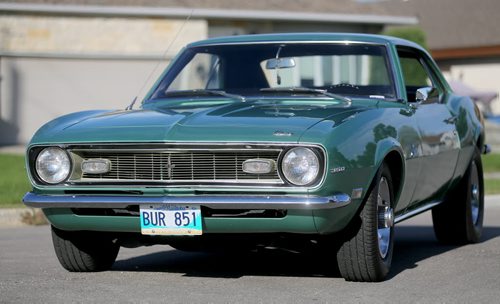 Ernie Tattrosson and his 1968 Chevrolet Camaro, Wednesday, August 19, 2015. (TREVOR HAGAN/WINNIPEG FREE PRESS) for larry d'argis