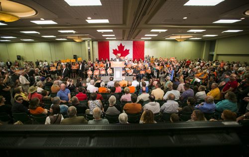 Thomas Mulcair holds a rally at the RBC Convention Centre in Winnipeg on Thursday, Aug. 20, 2015.   Mikaela MacKenzie / Winnipeg Free Press