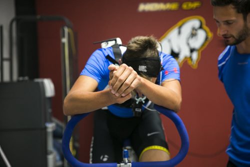 Tyson Langelaar, team Manitoba speed skater, does a lactic acid test at the Sport for Life Centre in Winnipeg on Thursday, Aug. 20, 2015.   Mikaela MacKenzie / Winnipeg Free Press