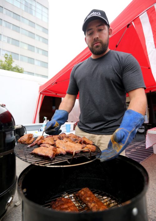 Kevin Shmon, from Go Pig or Go Home, at the Winnipeg BBQ and Blues festival, Friday, August 21, 2015. (TREVOR HAGAN/WINNIPEG FREE PRESS)