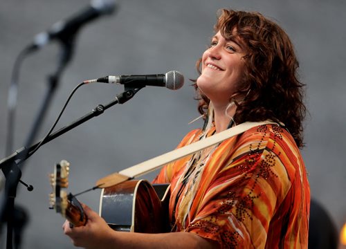 Sol James performing at the Winnipeg BBQ and Blues festival, Friday, August 21, 2015. (TREVOR HAGAN/WINNIPEG FREE PRESS)