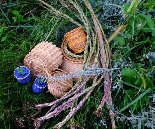 Braided Sweetgrass and baskets woven from the traditional medicine. See Alex Paul's story re: Sweetgrass as mosquito repellant. August 25, 2015 - (Phil Hossack / Winnipeg Free Press)