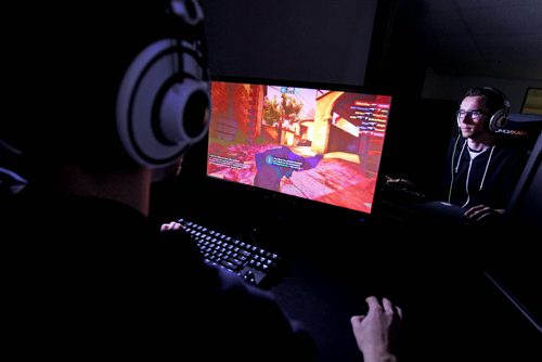 Mitch Green practices his skills several hours a day as a professional video game player in a virtual sports world called eSports which is quickly becoming a profitable game for pro players.    See Scott Billeck sports feature.    Aug 27, 2015 Ruth Bonneville / Winnipeg Free Press