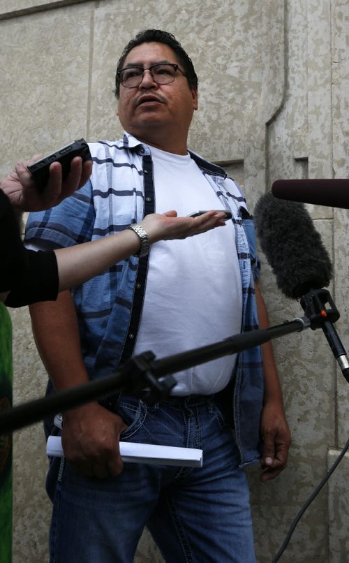 Chief Alfred Hayden, Roseau River Anishinabe First Nation speaks about the mismanagement and hypocrisy of  the Aboriginal Affairs and Northern Development Canada (AANDC) and Third Party Managers to reporters outside the AANDC Regional Office on Hargrave Street Friday.  Alex Paul story  Wayne Glowacki / Winnipeg Free Press Sept.4  2015