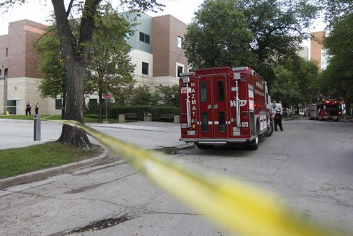 September 6, 2015 - 150906 -  Winnipeg Police and emergency personnel were called to the Health Sciences Centre Sunday, September 6, 2015. John Woods / Winnipeg Free Press