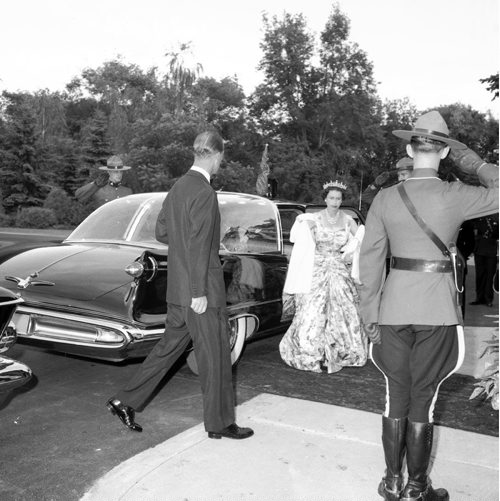 Queen Elizabeth visit to Winnipeg - July 24, 1959 - arriving at the Government House Jack Ablett / Winnipeg Free Press