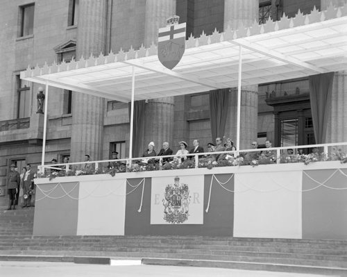 Queen Elizabeth visit to Winnipeg - July 24, 1959 - Manitoba Legislative Building Jack Ablett / Winnipeg Free Press