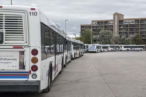 DAVID LIPNOWSKI / WINNIPEG FREE PRESS September 10, 2015 150910  Winnipeg Transit Buses parked at the Osbourne yard Thursday September 10, 2015.