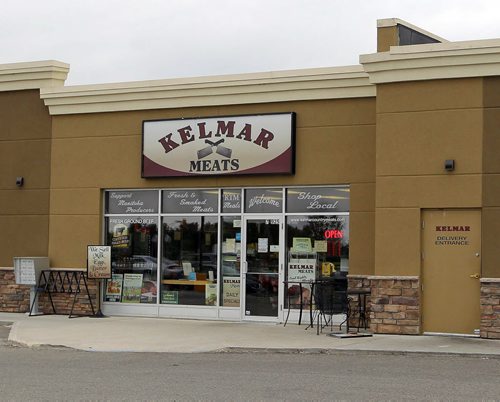 Kelmar Meats store front. (ENT - RESTAURANT REVIEW - 925 Bistro.925 Bistro and Lounge, 925 Headmaster Row #9.)  BORIS MINKEVICH / WINNIPEG FREE PRESS PHOTO Sept. 15, 2015