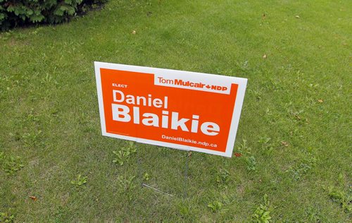 George Suttie Bay resident Jean Shewchuk is proud to have a NDP Daniel Blaikie sign on her lawn.  BORIS MINKEVICH / WINNIPEG FREE PRESS PHOTO Sept. 15, 2015