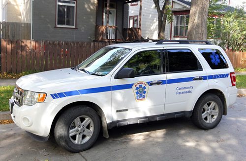 Emergency Program in the Community (EPIC). Karen Martin is a paramedic who works mainly with the community paramedic program. BORIS MINKEVICH / WINNIPEG FREE PRESS PHOTO Sept. 22, 2015