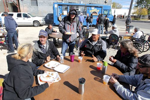 With winter on its way, The Winnipeg Food Truck Alliance thought it would be a great idea to end their season by giving back and serving a delicious meal at Siloam Mission. L-R Wanda Deneve, Brent Gilmore, Rob (no last name given), Jock Moar, Melanie Hudson, and Trevor Benson.BORIS MINKEVICH / WINNIPEG FREE PRESS  Sept. 28, 2015