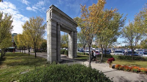 The Alloway Arch was unveiled at The Forks by The Winnipeg Foundation Tuesday afternoon.  150929 September 29, 2015 MIKE DEAL / WINNIPEG FREE PRESS