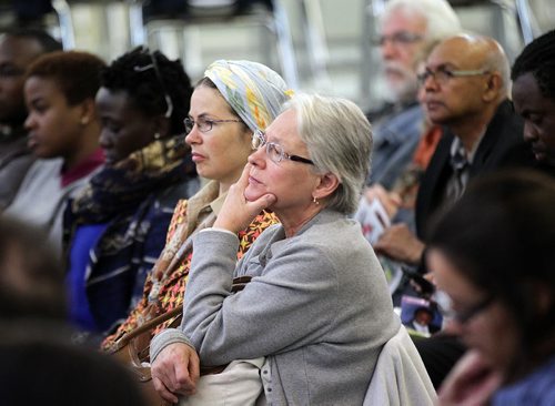 About 100 Inner CIty Community members gathered at the Indian & Metis Friendship Cente Tuesday evening to hear from Green, NDP, Liberal and Communist party candidates. The Conservatives were invited but absent. See Kristin Annable's story.  September 29, 2015 - (PHIL HOSSACK / WINNIPEG FREE PRESS)
