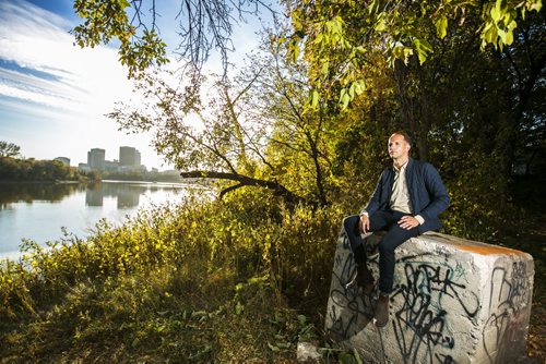 Rob Galston, city planning masters student at the University of Manitoba, talks about the many facets of Point Douglas for the Rivers Project in Winnipeg on Tuesday, Sept. 29, 2015.