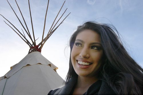 Mrs. Universe Ashley Callingbull-Burnham a 25 yrs from Alberta's Enoch Cree Nation visited the University of Manitoba's Indigenous Student Centre Friday- See Jen Zoratti  Story- Oct 02, 2015   (JOE BRYKSA / WINNIPEG FREE PRESS)