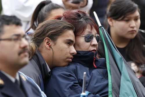 October 4, 2015 - 151004  -  Supporters listen as presenters speak at a gathering at the Manitoba Legislature Sunday, October 4, 2015. The event is part of a  National  Day of Action for Violence Against Indigenous Women and taking place in various cities today. John Woods / Winnipeg Free Press