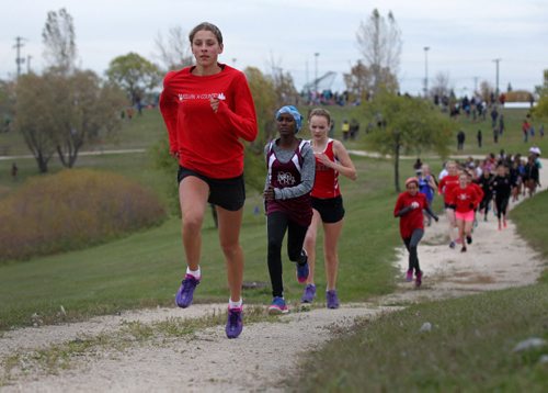 Kelvin High grade 10 student, Erin Valgardson, is at the head of the pack as she runs in the  Sr. Girls, Winnipeg One School Division,  cross-country race at Woodsworth Park  Wednesday afternoon.  Valgardson went on to come in first in her division. Standup photo  Oct 07, 2015 Ruth Bonneville / Winnipeg Free Press