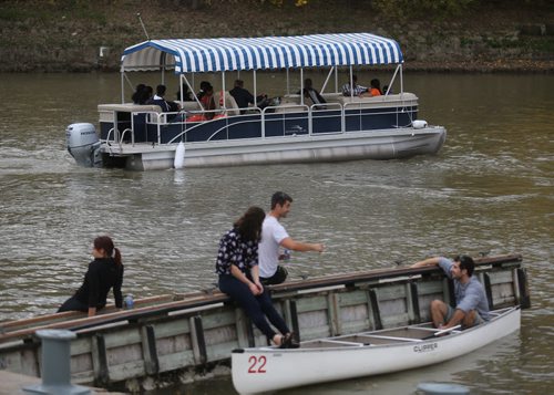 Marina, docks, Assiniboine River. At The Forks. For RIVER PROJECT Sunday, October 11, 2015. (TREVOR HAGAN/WINNIPEG FREE PRESS)