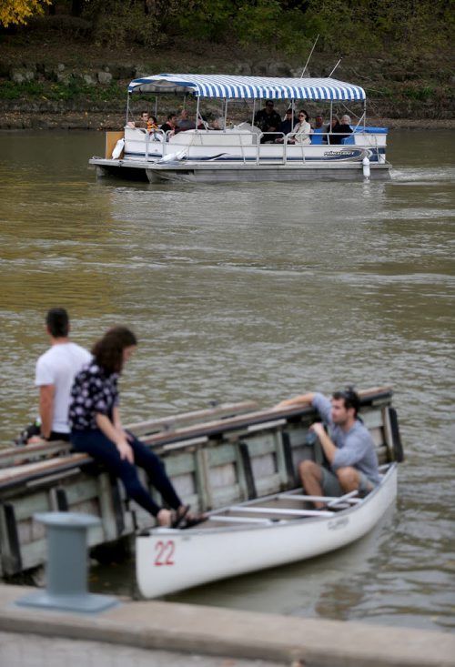 Marina, docks, Assiniboine River. At The Forks. For RIVER PROJECT Sunday, October 11, 2015. (TREVOR HAGAN/WINNIPEG FREE PRESS)