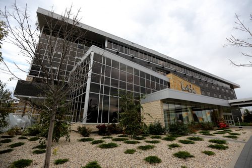 Inn at The Forks. For RIVER PROJECT Sunday, October 11, 2015. (TREVOR HAGAN/WINNIPEG FREE PRESS)