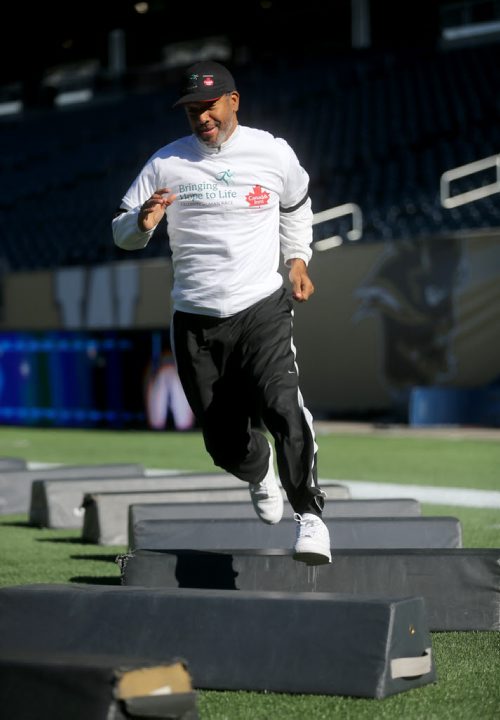 Damon Allen running an obstacle course at Investors Group Field, during The Celebrity Human Race, an HSC Foundation fundraiser, Saturday, October 17, 2015. (TREVOR HAGAN/WINNIPEG FREE PRESS)